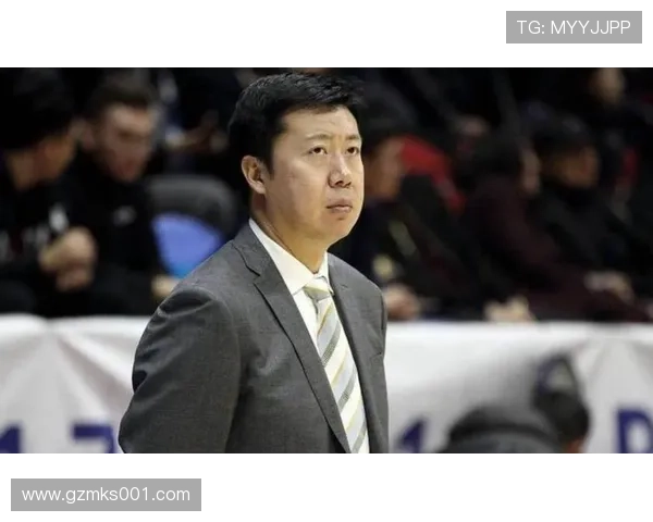 杨毅回顾中国男篮冲突事件姚明王治郅保持冷静其他球员全员参与